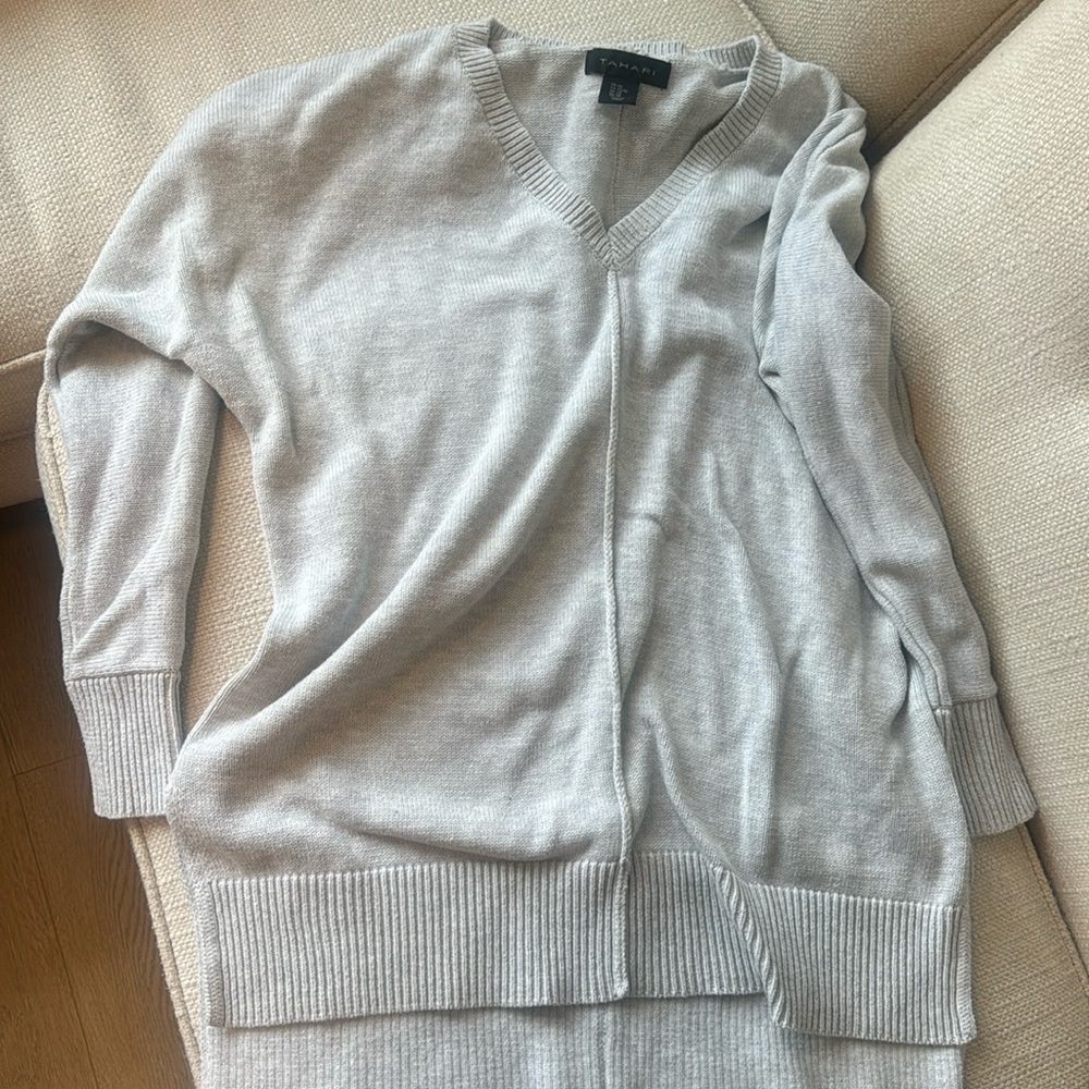 Tahari Oversized Sweatrr